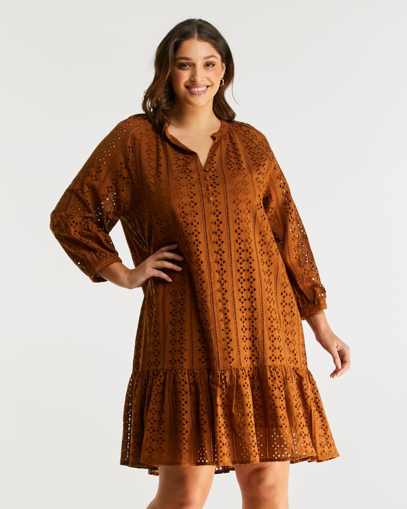 Front of a model wearing a size 1X Montauk Dress in Tobacco by Estelle. | dia_product_style_image_id:234934
